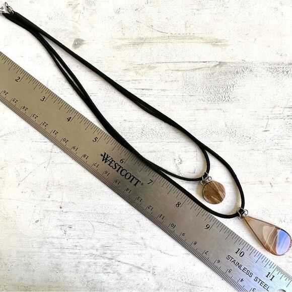 Agate double pendant necklace on black cord - Picture 3 of 10